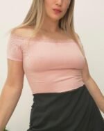 Remera Cuello Puntilla