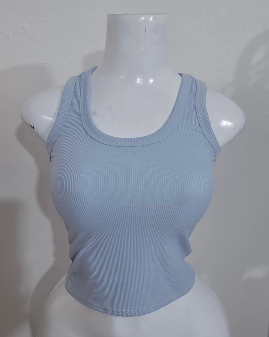 7f006693-5fab-4969-8073-6c24e5d9e68a Musculosa cuello redondo - Imagen 1