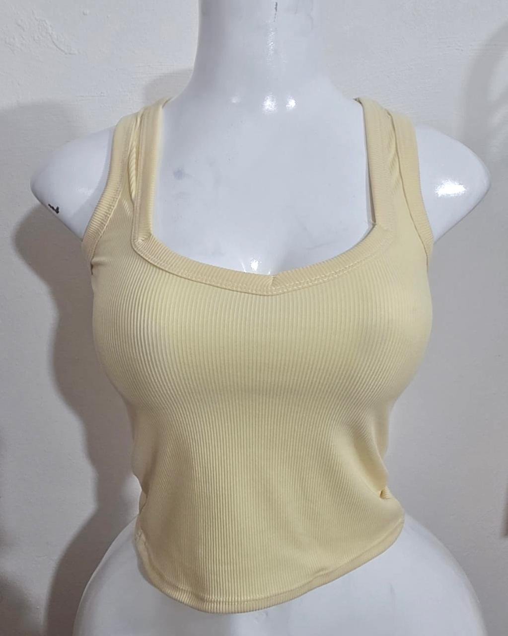 e8063307-a396-43f5-9492-800514e4959d Musculosa cuello espejo - Imagen 1