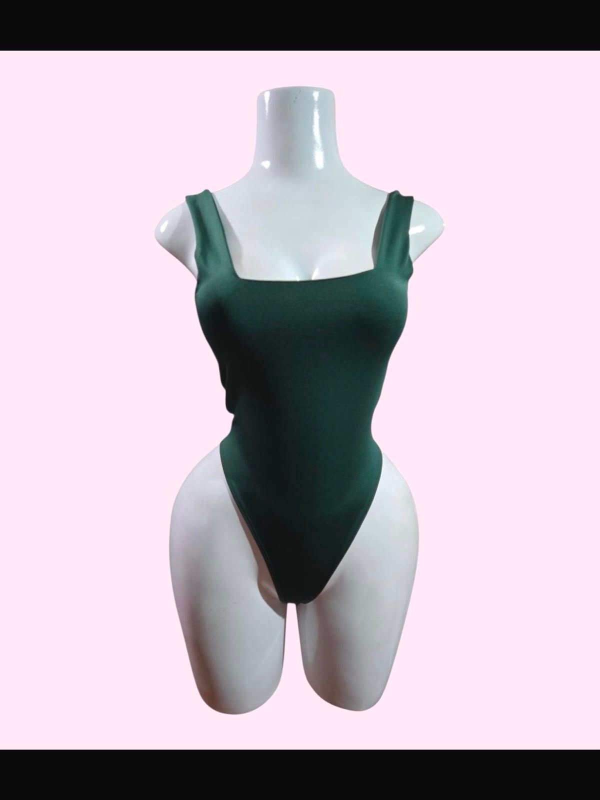 798395d4-4058-44d4-8612-6511f552a9e9 Body cuello cuadrado - Imagen 1
