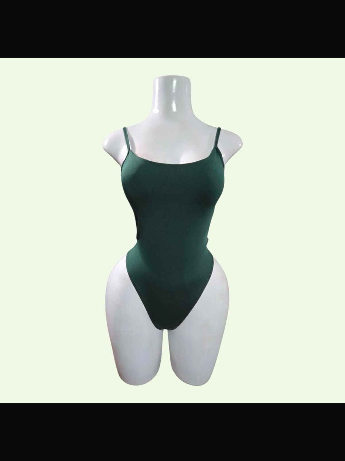 c94d0e46-ef32-41af-8812-b63d550f4f8e Body tira - Imagen 1